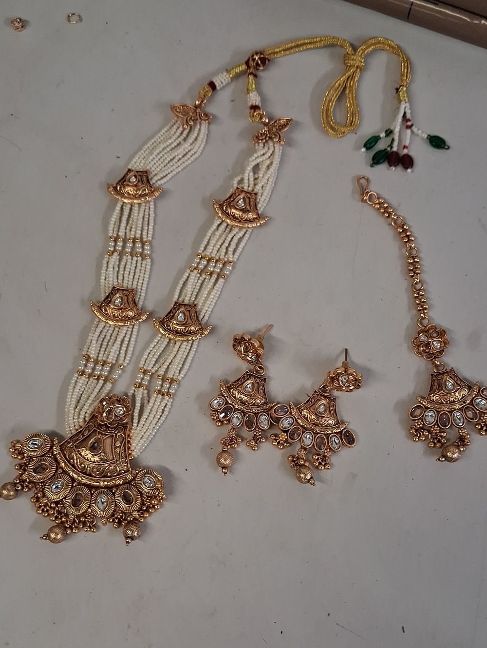 NWT Indian Bridal Jewelry Set, Necklace, Earrings & Maang Tikka